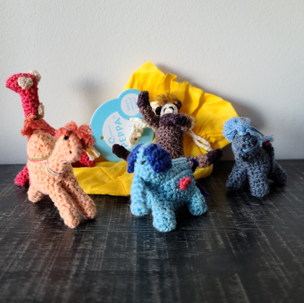 NWT Peppa Handmade Crochet Jungle Animal Set